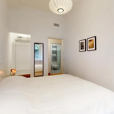 Sahi - Dei Dell'olimpo Porta Romana Apartament *